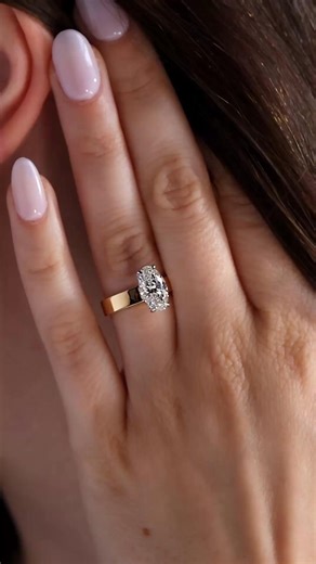 Calling all modern brides-to-be: Meet our Cigar Band engagement ring. The style gets its name from its wide, smooth band, reminiscent of the classic bands wrapped around a fine cigar. A symbol of sophistication and strength ✨ | J.R. Dunn Jewelers