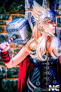 Femme Thor Costume