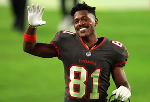 One year of Antonio Brown’s shirtless storm-out: Where is the controversial ex-Buccaneers WR now?