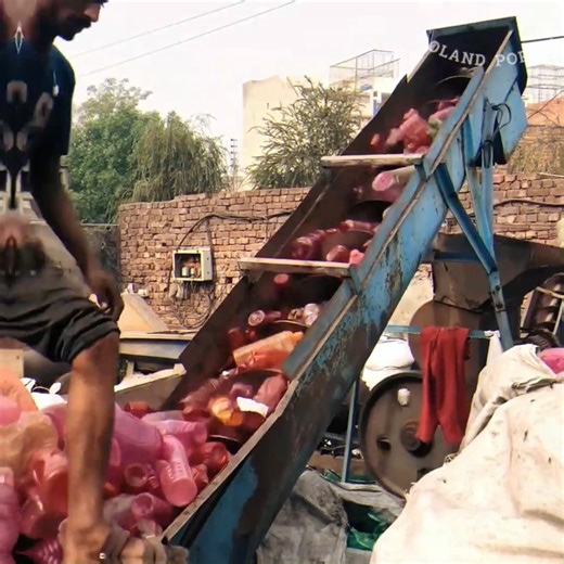 1.3K views | Plastic Bottles Recycling Process how plastic recycle in factory | Mech Lech | Facebook