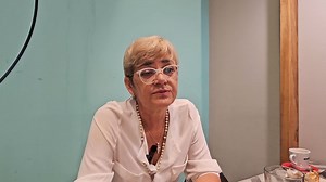 Liliana Quiroz, candidata por la Lista N°1 Celeste y Blanca para conducir el gremio legislativo AGUEL, expone sus propuestas. | Infoqom