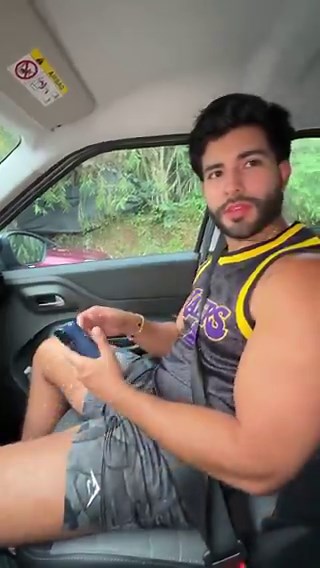 Chudai 🚕💪🏽👅Video completo aquí Suscríbete por $4 al mes https://t.co/3Lk8I7hxAf