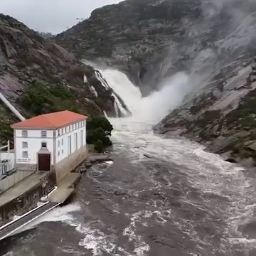 Fervenza do Ézaro en Dumbria ~ A CORUÑA. | Lucenses sin lua