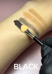 Our #browpowder Color Advice:  Blond hair and light skin : •TAUPE...