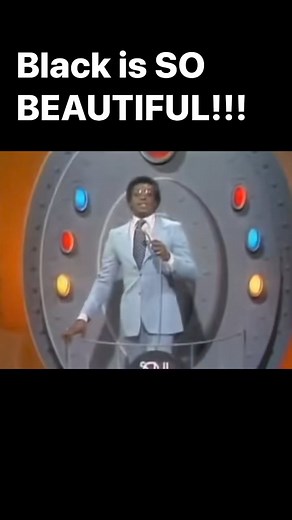 #blackisbeautiful #soultrain #earthwindandfire #mightymighty | Brandi Byas