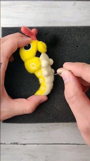Pokemon Shiny Caterpie Satisfying Wool Art