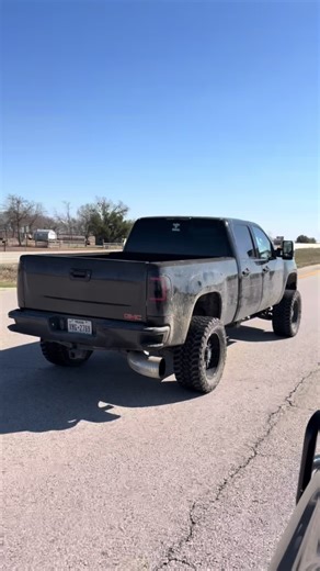 Last TikTok fr?@Kolby__sims @noah @JJ👑 @TroubleTownFinesse #lmm #300hp #duramax #fyp