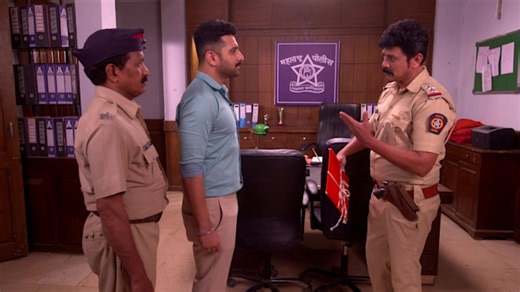 Watch Swabhimaan - Shodh Astitvacha Full Episode 575 Online in HD on Disney+ Hotstar US