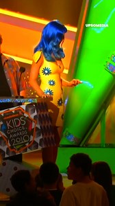 27K views · 152 reactions | Katy Perry is a worldwide celebrity. But that doesn’t spare her from moments that keep her feet on the ground. | Positive | Facebook