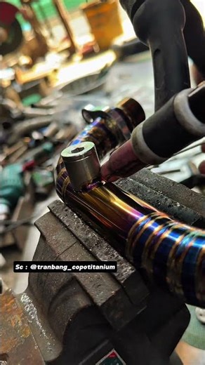 O2 sensor mounting hole making process #education #automobile #shortvideo #tutorials #tips #mechanic