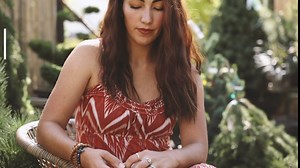 Sage Smudge Kit - White Sage Smudge Sticks Incense Sticks, Rose Quartz, Abalone Shell 5"+, Stand, Smudging Feather & Cleansing Guide (3 Sage)