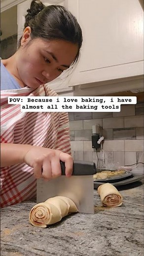 My favorite is my kitchenaid professional 5 plus mixer 🥰❤️💪 makes my baking easy and quick 😍