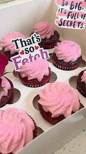 A mean girls inspired heart-shaped cake and matching cupcakes. #chamorrocakeartist #cake #cakedecorating #cakedesign #cakeart #cakelover #cupcakes | Anthony Reyes