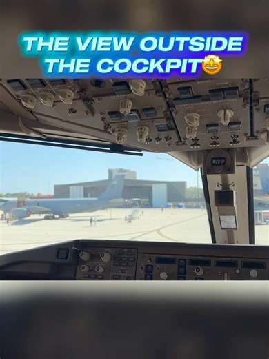 Inside the cockpit of a KC-46 Pegasus🤩 #aviation #airplane #aircraft #usairforce #boeing767