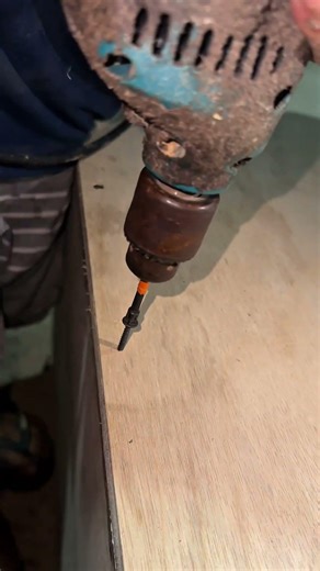 how to make the screwing process faster #tutorial #woodworking #speakerbox