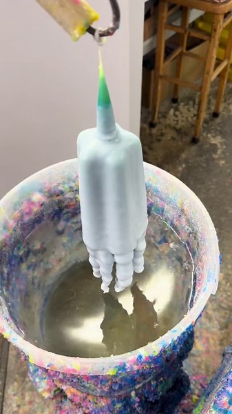Candle Dipping — An Alluring Process From Melt To Finish