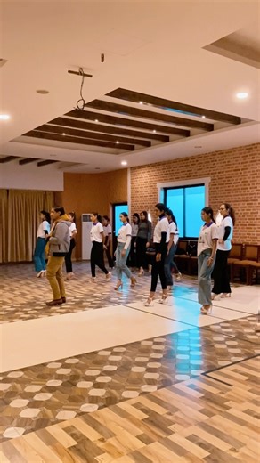 Learning walk, pose & expression.. Finalist getting runway training by our very own choreographer @shakyarojin #joymodelhuntnepal #modelhuntnepal #nextmodelsnepal #modellingcontest | Model Hunt Nepal