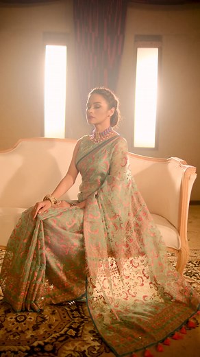 Transform into a fashion queen with Le Reve's exclusive Saree edits from Eid collection 2024. Now available in stores and online. #LeReve #Saree #Muslin #LeReveEidCollection2024 Shop Online/BD - tinyurl.com/lshe14536 Shop Online/Int. - tinyurl.com/int-lshe14536 Store Locations - lerevecraze.com/store-location/ Across Bangladesh Free Delivery at Tk.5000 Shopping All international destinations Free Delivery at $150 Shopping | LE REVE wear your dreams