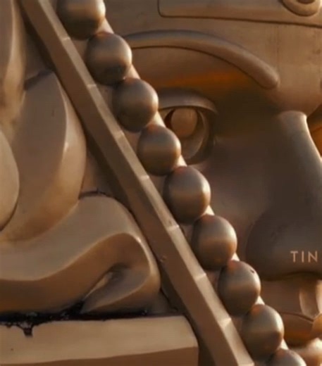 Unnai Kai Vitte Viduvanaa? Wishing you a blessed Thaipusam filled with strength, devotion, and divine blessings! A reminder for this Thaipusam: True devotion is not just in the kavadi or paal kudam we carry but in the burdens we surrender to Appa Murugaa with faith. May He guide you with wisdom, protect you with His vel, and bless you with inner peace. Veltri Vel Muruganukku Aaroghaaara🦚🐓✨💛 #Thaipusam2025 #muruganthunai #velanthunai #fyp #nandrikantha #batucaves