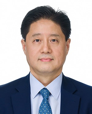 Covia: John Chee: Bridging Technology, Marketing, and Sales in Polymer Solutions