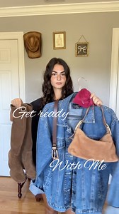 Loose layers call for sticky CAKES — ultra-secure, smooth AF, and lowkey enough for every cozy top. 📸: Featuring the iconic Nip-Nook™ medical-grade adhesive — soft grip, no slip, zero peek. #cakesbody #fallgrwm | CAKES body