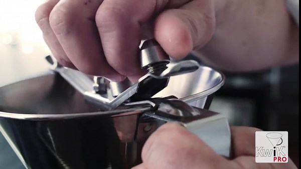 Chef’s Choice Orange Hybrid Tomato 1 Oz ~6800 Seeds – F1 AAS Winner – Non-GMO, Indeterminate, Heat Tolerant, 75 Days to Maturity, Disease Resistant, Slicing Tomatoes for Garden, Beds, Greenhouse