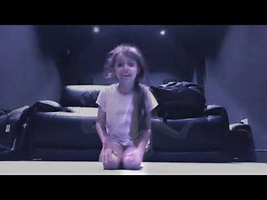 How To Do A Box Split ‪@sofiedossi‬