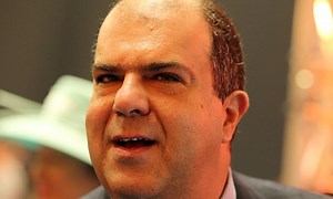Easyjet founder Sir Stelios Haji-Ioannou vows to unseat bosses