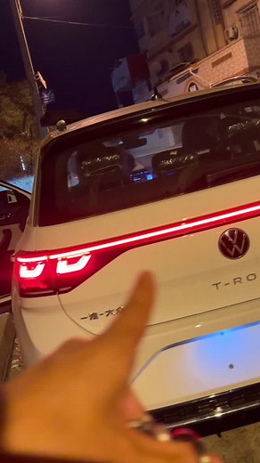 VW troc 2025 chinois •Activation pack complet des options cachées ✅ •activation android auto 📞 0792513854 📍Douira Bab Ezzouar •Bien sure client satisfait😀 #vw #volkswagen #golf8 #mk8 #viralvideos #viralreels #vwtroc #chinacar #chinois #china #explor #fyp #fypage #oran #وهران | Speed.vag