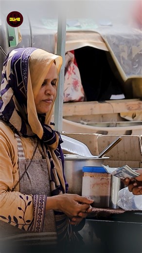 Buying Everything from this Super Woman | Dumb TV