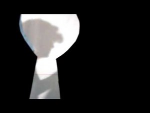 Peeking through the keyhole... VID00110.mp4