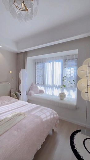 Check out this cozy warm-toned bedroom! 😍 The dreamy pink bedding, warm latte headboard wall, and creamy milk tea curtains create a soft and inviting atmosphere, while the apricot gray walls add a touch of warmth. Perfect for a relaxing retreat! 🛏️✨ #bedroomdecor #cozybedroom #warmtones #homedecor #beddinginn | Beddinginn