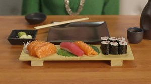 103K views · 369 reactions | Go from amateur to pro in one minute! What to do (and what NOT to do) when eating sushi. | Hilton Hotels & Resorts | Facebook