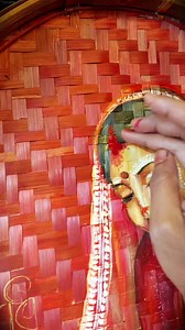 8.9K views · 565 reactions | বধূ কোন আলো লাগালো চোখে........ Kulo painting.... #bong #bengali #wedding #bride #groom #bengaliwedding #mehendiartist #kolka #mehendi #kulopainting | Mrinmoy Jana | Facebook