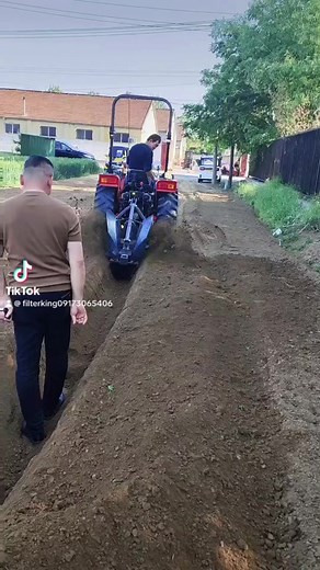1.2K views · 14 reactions | phil filterking trenching maching #two-way earting machine #grape vine burial machine #watermelon trenching machine four-wheel #kanal #irrigration #plants | Philippines Filter King Mini Hand tractor | Facebook