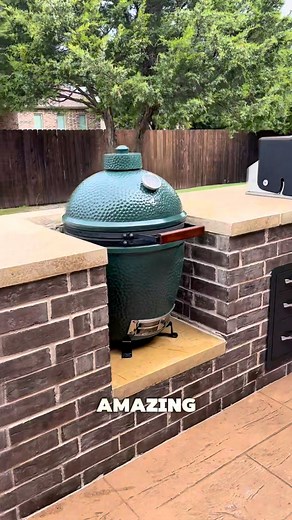Outdoor Kitchen Brick & Capstone 😍 FREE QUOTE! Call us today 469-978-6146 #outdoorliving #masonry #fyp #stone #bbq #outdoorkitchen #dallastx #brick | 4Elements Masonry & Hardscape