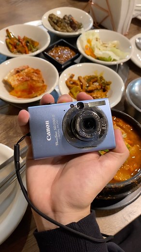 digicatcam on Instagram: "Canon PowerShot SD1100 IS ❌ VENDIDA ❌ #digicam #canonsd1100is #canonphotography"