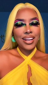 This summer we’re spicing up our makeup looks and @_beautybyskye_ has a pretty good idea on how to do this 😻What’s your favorite color to wear in the summer? | RK by KISS - Ruby Kisses