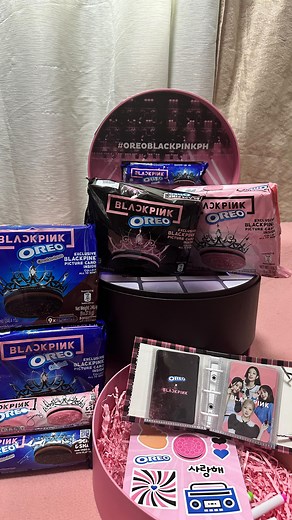 1.4K views · 1.1K reactions | #BLACKPINK in your #OREO ❣️ We’ve finally get a hand to these well-loved #oreoxblackpink collab! ✨ Thank you for this #OreoPH! Can’t wait to try the pink cookies! #kpopunboxing #unboxing #kpop #kpopfyp #unboxingreels #kpopreels #oreoxblackpink | Annyeong Oppa | Facebook