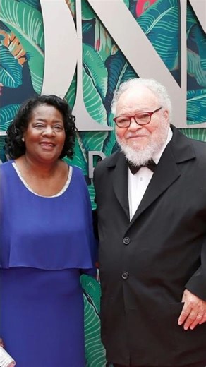 Stephen Henderson Wife of 47 Years & Son💘❤️