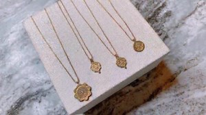 Snow Day Specials at Lily Atelier Today only: All accessories are 40% off! Come get that special item. In addition, though the weekend we’re having a GROUPON special. Buy a $125 GROUPON for just $100! Not to be combined with other sales promotions. Call 360.834.9215 to purchase your special GROUPON. #lilyatelier #snowdayspecial #groupon Downtown Camas Association | LACAMAS MAGAZINE