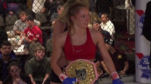 Watch Jessica Fresh, new Justin Northwest boys wrestling coach, dominate in MMA