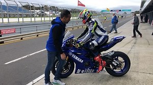 18 reactions | First practice session for Nic Liminton #27 #yamaha #yamahar6 #asbk #Australia #yma #r6 #philipisland #theisland #victoria | HoonTV | Facebook