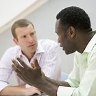 How to Tell if Someone is Lying Through Body Language