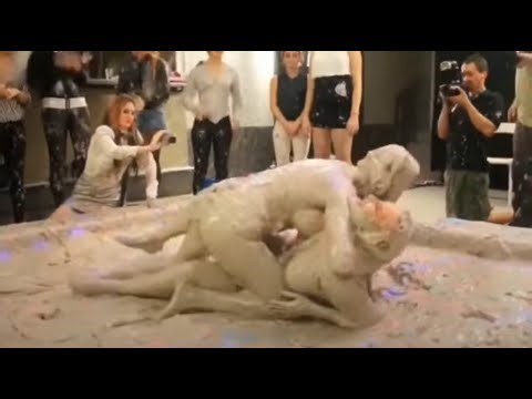 Girls Mud Wrestling Challenge | Must Watch! Mud Competition 😲
