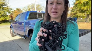 Cargo Net for Pickup Truck Bed, Bungee Net Truck Bed Cargo Net with 22 Hooks, Heavy Duty Cargo Net for Roof Rack, 3FT x 4FT Stretches to 6FT x 8FT