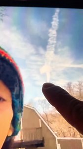 Who’s doing that ? Fake clouds #cloudseeding #conspiracy #geoemgineering #weather #conspiracies #clouds #WeatherManipulation | Bianca Ruehlig