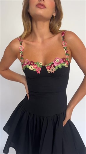 3K views · 12 reactions | The vibe you've been searching for  Meet the Rose Garden Flounce Mini - now available online! #selfieleslie #minidress #rosegarden #lbd #ootd | Selfie Leslie | Facebook