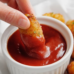 14K views · 262 reactions | Homemade Tater Tots - Say goodbye to those frozen bags of tots! This homemade version is easy, freezer-friendly and better than store-bought! RECIPE: https://damndelicious.net/2015/04/10/homemade-tater-tots/ | Damn Delicious | Facebook