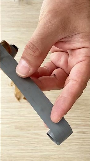 Inside the Electrolytic Capacitor.